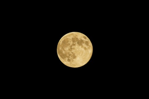 中秋の名月でも満月ではない年がある？？？2050年までの中秋の名月と満月の関係表
