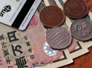 低所得の家庭多い小中校に教員2千人増 文科省が方針→その前に大学の学費を無償化しろ!